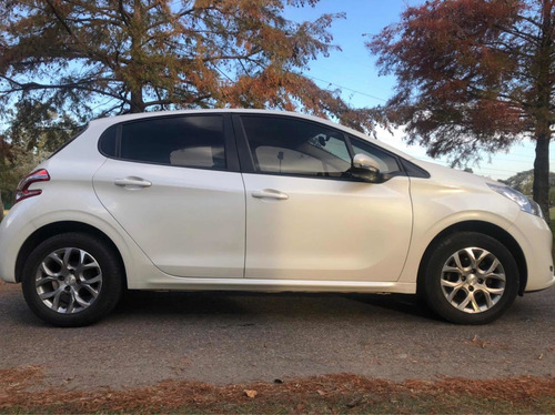 Peugeot 208 1.6 Allure 2015