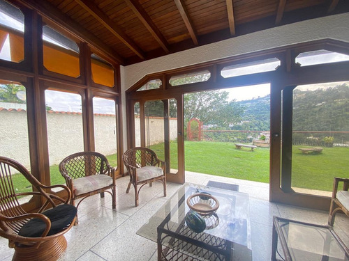 Imagen 10 de 24 de Venta De Casa En Santa Paula | J24