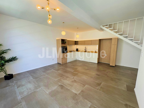Casas 4 Amb Con Piscina, Cochera Y Parque, A Estrenar