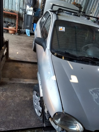 Imagem 2 de 6 de Sucata Peças Corsa Wind 1.0 8v Ano: 00/01 Gasolina