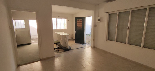 Imagen 2 de 14 de Alquiler Casa O Local Comercial Tres Cruces