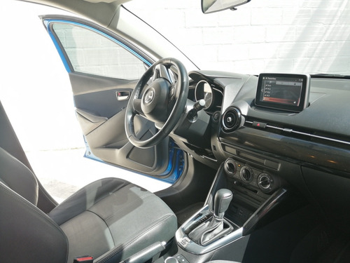 Mazda 2 Touring