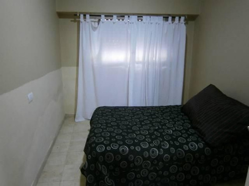 Venta - Casa Quinta Llamada La Deseada De 4 Ambientes