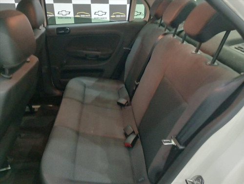 Volkswagen Voyage 1.0 12V MPI TOTALFLEX 4P MANUAL