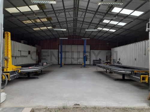 Propiedad Comercial  Galpón Bodega Y Casa