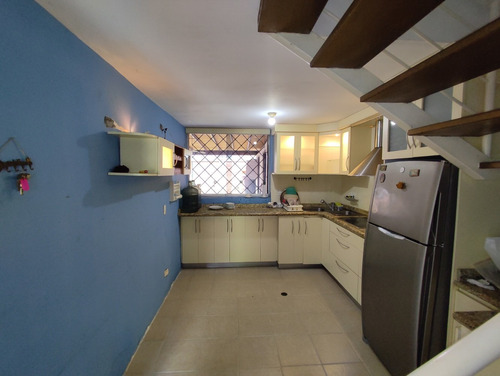 Imagen 4 de 12 de Town House En Urb. Valle De Chara, Valle Hermoso