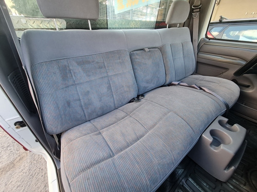 Imagen 8 de 9 de Ford F-150 Xlt Larga