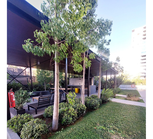 Arriendo Lindo Y Comodo Departamento Cercano A Linea De Metr