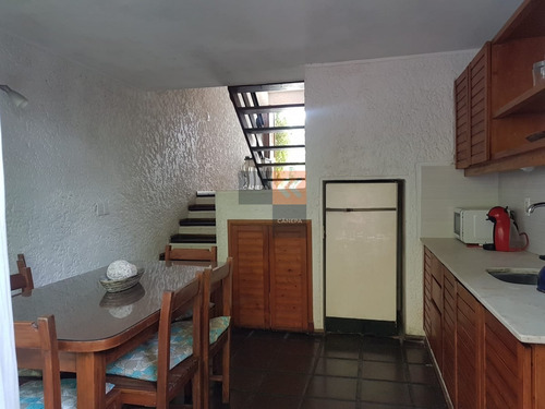 Imagen 5 de 29 de Cómodo Duplex En San Rafael, Con Fondo Y Parrilla Propia- Ref: 9189