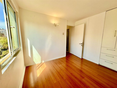 Departamento En Venta De 2 Dorm. En Providencia