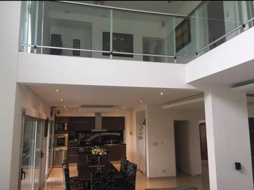 Casa En Venta En Barrio Cerrado San Francisco, Tigre.