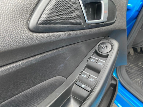 Imagen 13 de 16 de Ford Fiesta Se 1.6 #3f