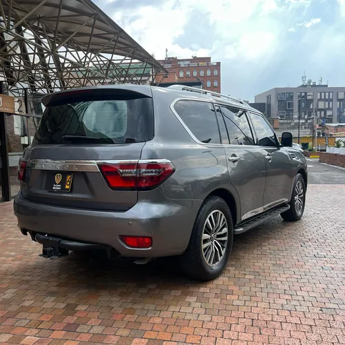 Nissan Patrol 5.6 Y62 King