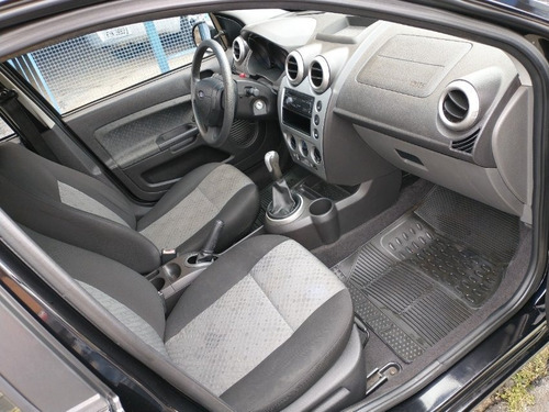 Ford Fiesta Rocam Se 1.0 Flex 4p Manual