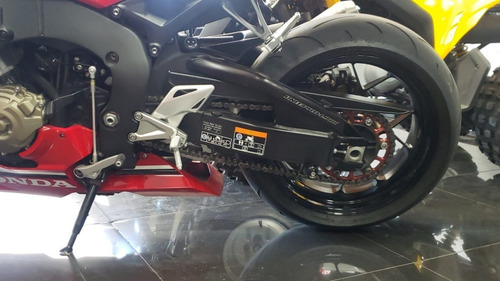 Honda Cbr 1000r Año 2018 Rodada 19 Con Accesorios Pb Bikes