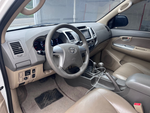Toyota Fortuner 2.7l 4x4
