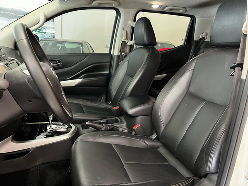 Nissan Frontier 2.3 Le Cab. Dupla 4x4 Aut. 4p