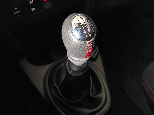 Renault Sandero 2.0 Rs 145cv - Car Cash