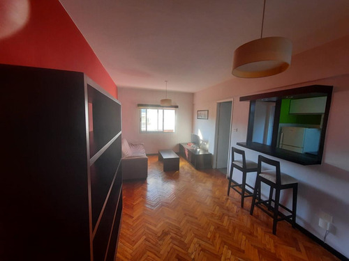 Apartamento Totalmente Amoblado De 1 Dorm- Parque Rodo