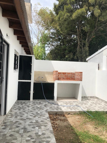 Imagen 18 de 19 de Venta Impecable Chalet A Estrenar, Calle 8 Nro. 8475, Mar Del Tuyu, La Costa