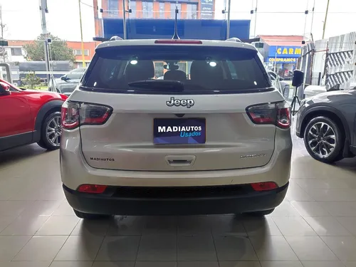 Jeep Compass SPORT 2.4 MECANICA 4X2 GASOLINA