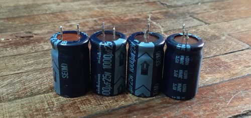 Set Capacitores 2200uf 10v (Usado)