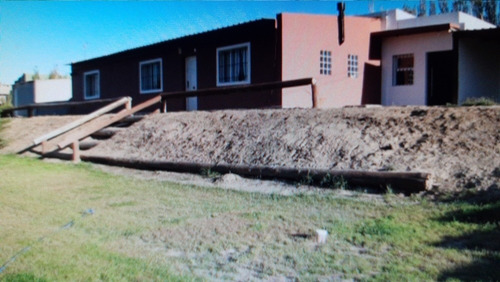 Vendo/permuto Casa Comodoro Rivadavia Título De Propiedad