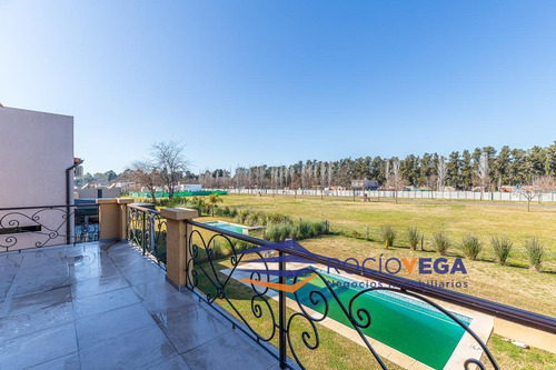 Imagen 13 de 23 de Casa En Venta En Prados Del Oeste - Moreno