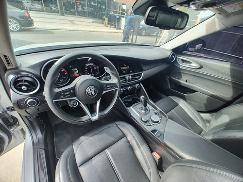 Alfa Romeo Giulia 2.0 200cv 200 Distinctive