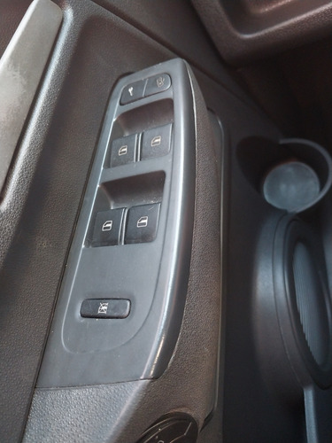Volkswagen Fox 1.0 Vht Trend Total Flex 5p