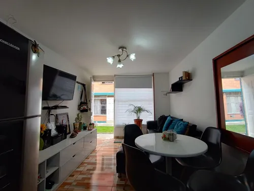 Casa En Venta En Álamos. Cod V1087037