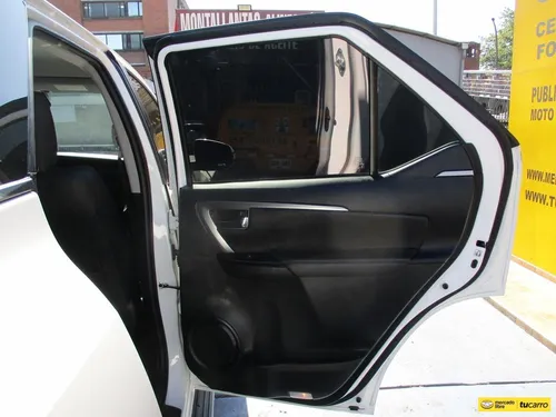 Toyota Fortuner Srv Diesel 2.4 Turbo At Aa