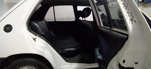 Peugeot 205 1.8 Gld Junior