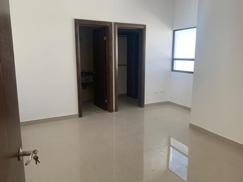 Imagen 10 de 13 de Casa En Venta Cerrada Bisonte En Viñedos