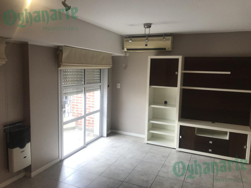 Departamento En Venta Ubicado En  Castelar