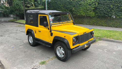Imagen 3 de 25 de Land Rover Defender 1997 2.5 90 Sport