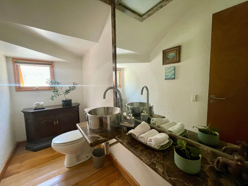 Casa En Venta En Lomas De Bezares