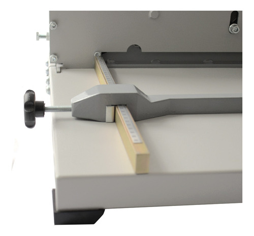 Guilhotina Semi Industrial 34cm 180fls Gex-340/180 Cassmar