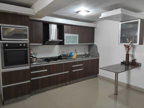 Imagen 2 de 10 de Michelle Alquila/vende Town House San Diego Ld270