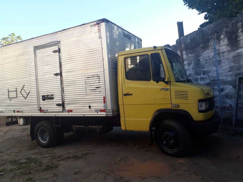 Mercedes 710