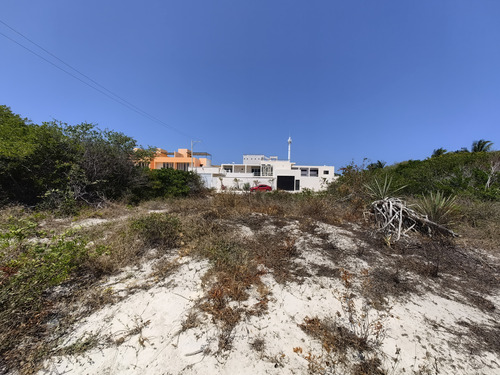 Terreno En La Playa De Chelem Con Doble Acceso