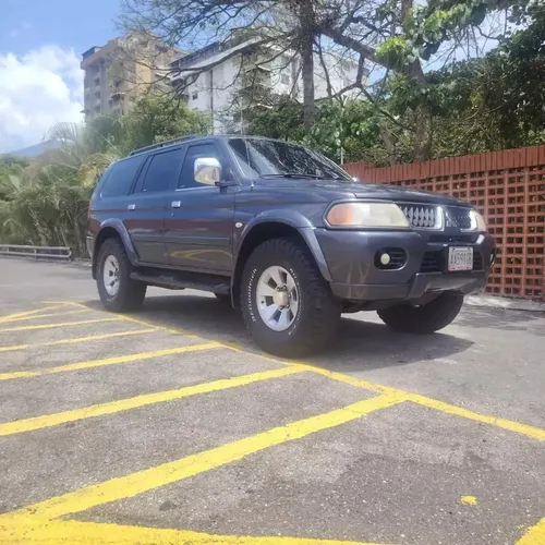 Mitsubishi Montero Sport
