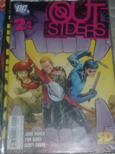 Los Outsiders 2 De 4 Sd Dc Comics