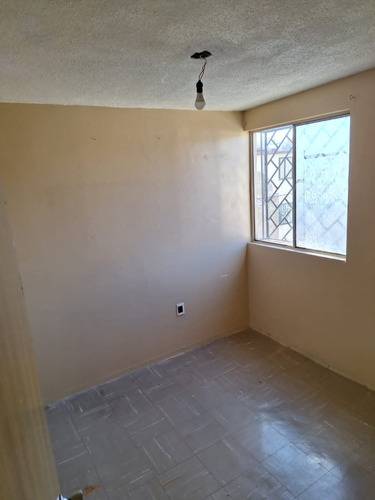 Excelente Departamento De Dos Recámaras Y Un Baño