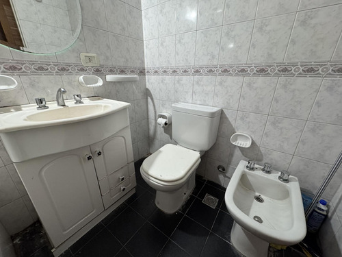Departamento 2 Ambientes Con Balcón En Flores - Piso Alto En Torre Con Jardín Sum Y Parrillas