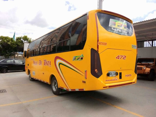 Non Plus Ultra Flota Buseta 29 Pasajeros