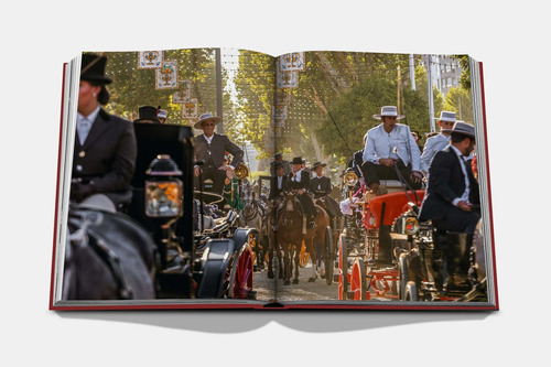 Sevilla Arte - Livro Importado - Inglês - Editora Assouline - Capa Dura Tecido - 1ª Edição - Novo