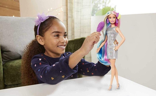 Imagen 6 de 8 de Barbie Fashionista Peinados De Fantasía
