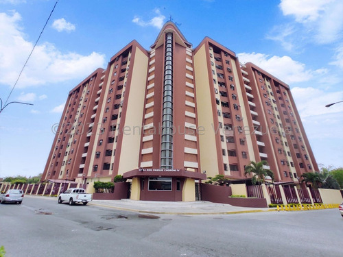 Apartamento En Venta, Urb. Base Aragua, Maracay 24-11406 Yr