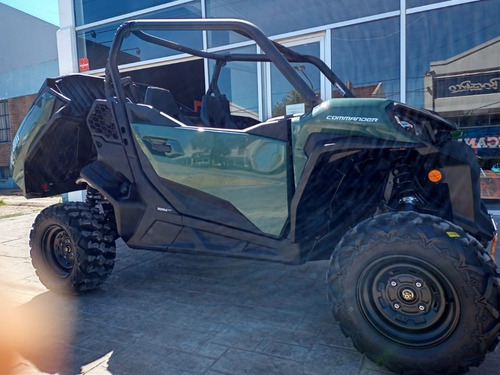 Imagen 2 de 12 de Can-am Commander Dps 700 2023